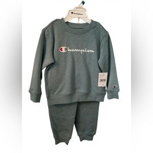 BNWT Champion Kids Sage Green Sweatshirt & Joggers Set